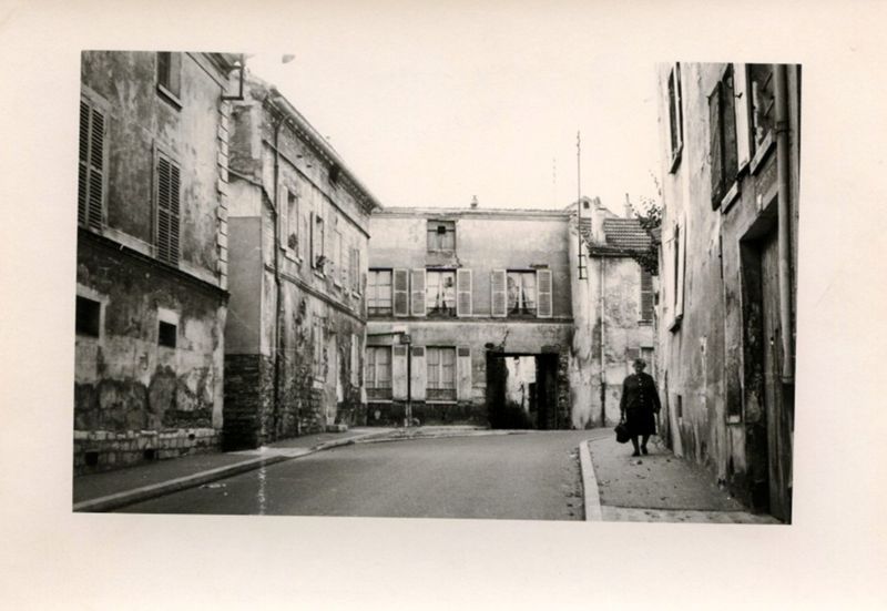 Photographie de la rue Saint-Germain, vers 1965 (Fonds Thomas Lamotte)