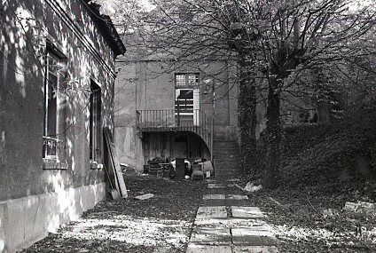 Intérieur de l'usine avant démolition, 1983