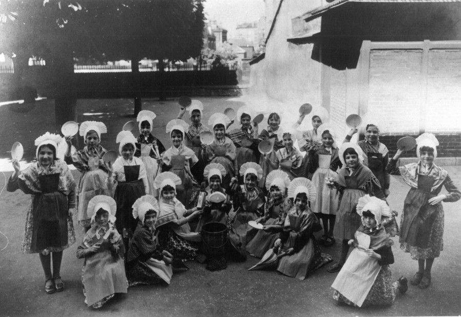 Groupe scolaire Victor-Duruy, école des filles, 1933-1934