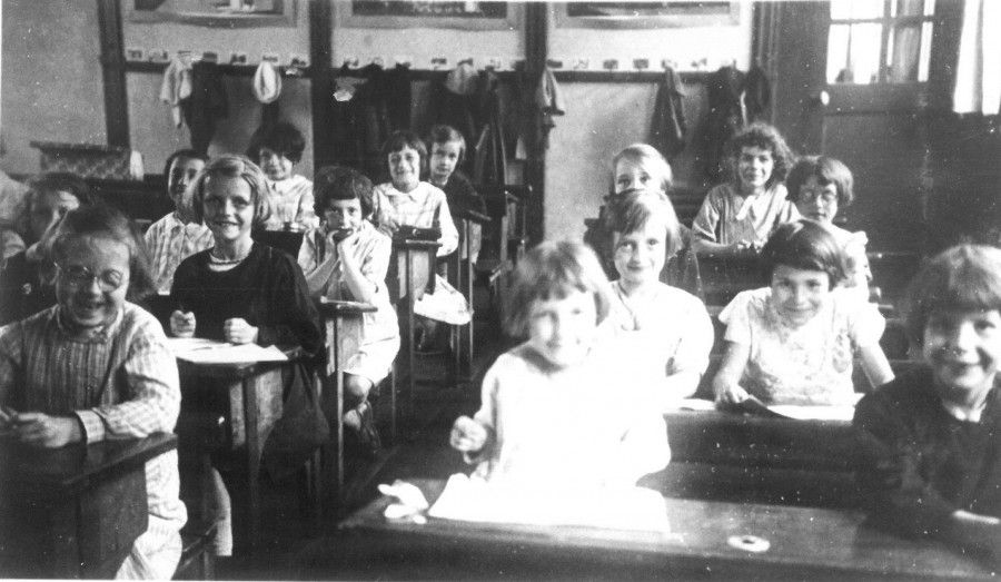 Groupe scolaire Victor-Duruy, école des filles, 1937-1938