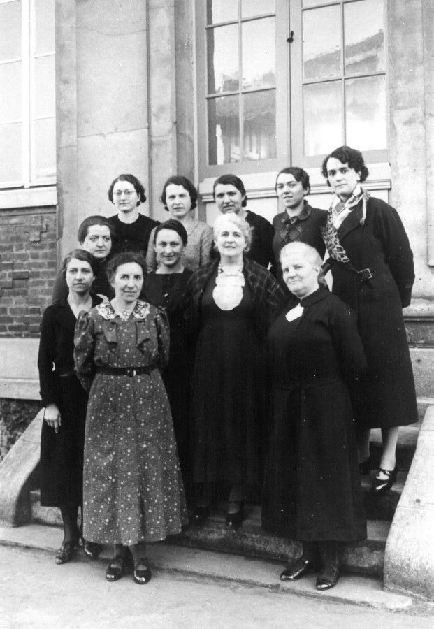 Groupe scolaire Victor-Duruy, école des filles, les enseignantes, 1937-1938