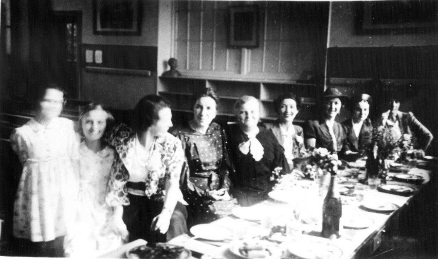 Groupe scolaire Victor-Duruy, les enseignantes, sans date