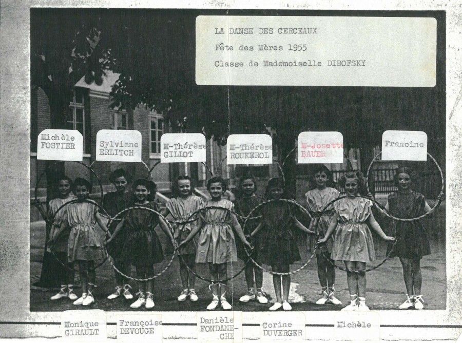 Groupe scolaire Victor-Duruy, école des filles, spectacle, 1955