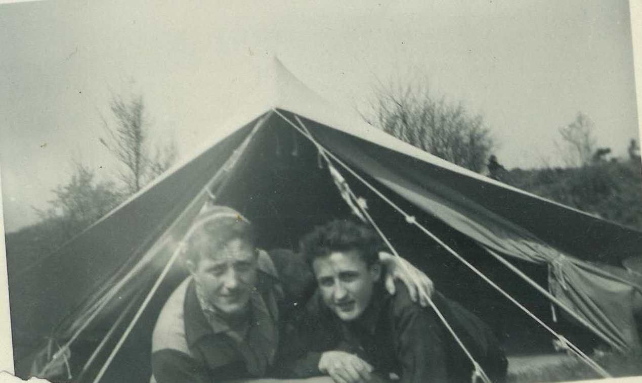 Camping sauvage, en pleine nature