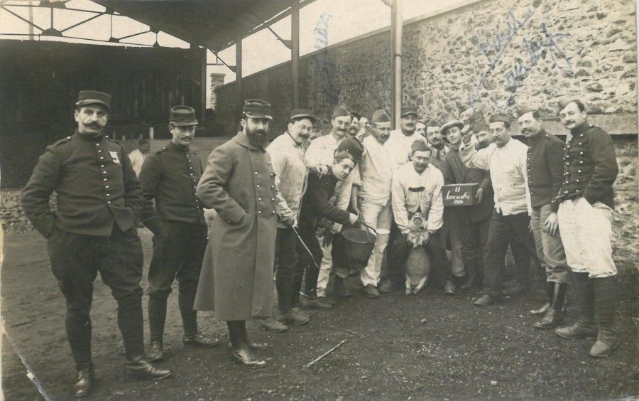 Poilus en cantonnement à Fontenay-sous-Bois.