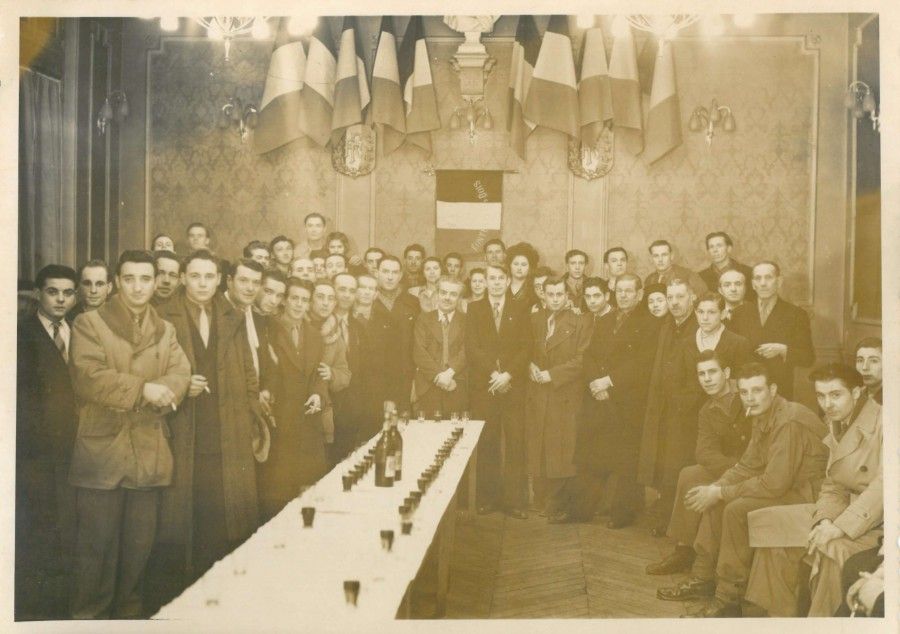 Accueil des FTP à la mairie de Fontenay-sous-Bois. Mai 1946