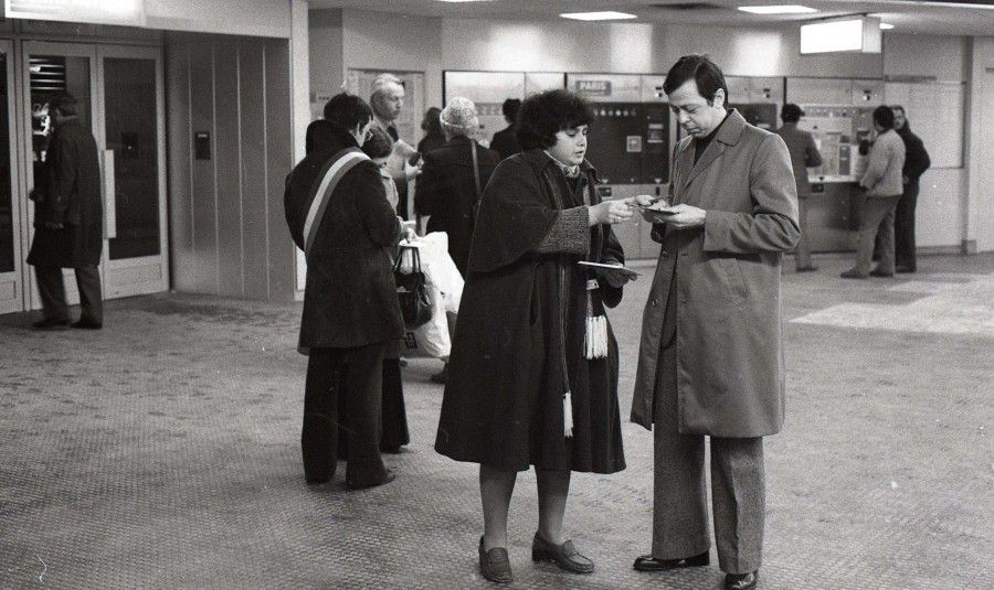 Pétition pour l' amélioration de la desserte du RER A le 20 décembre 1977.