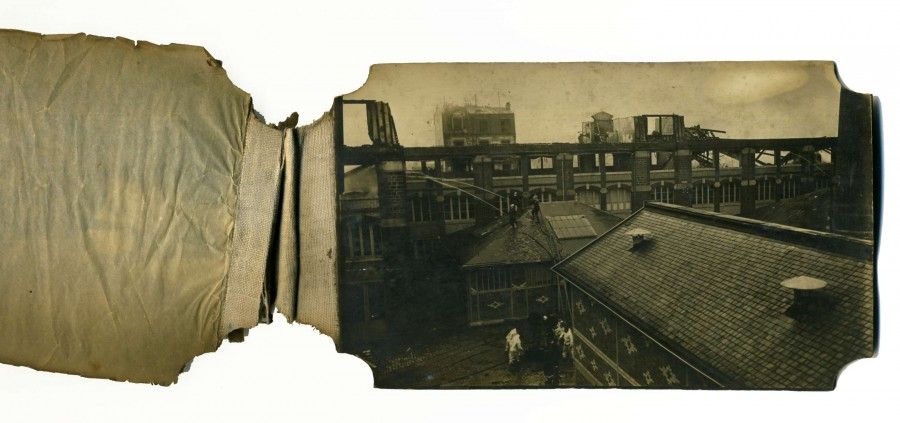 album de photographies de l'incendie du 12 mars 1908 des établissements Gaveau, page 1