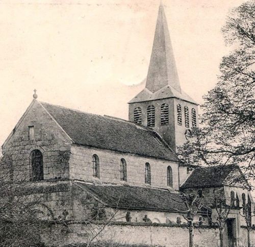 L' église de Trucy avant la Première Guerre Mondiale.