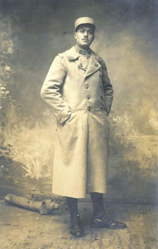 Adrien Langlest en uniforme