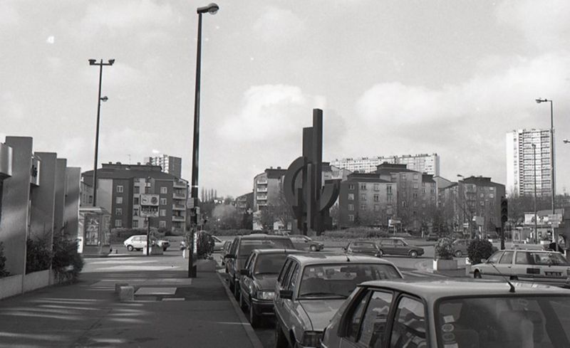 Photographie de l' avenue du Val-de-Fontenay,  1994